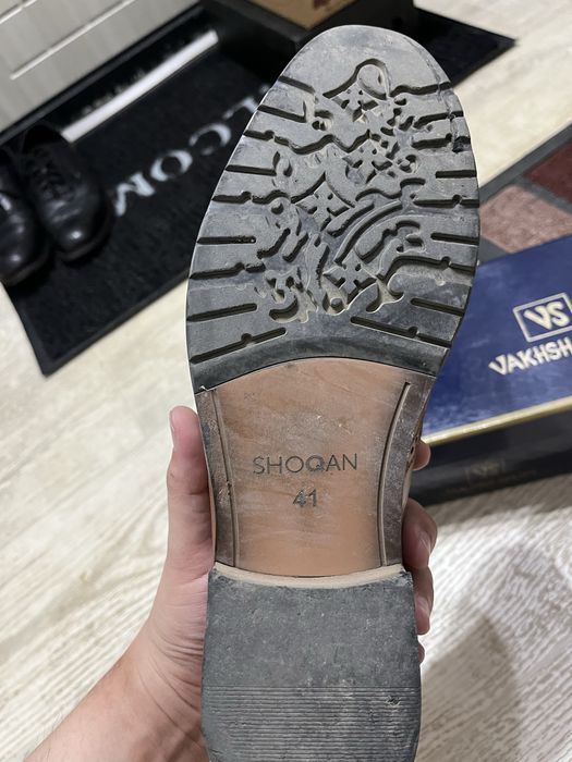 Продам коричневые ботинки