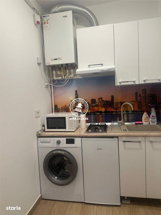 Apartament o camera de vanzare Copou