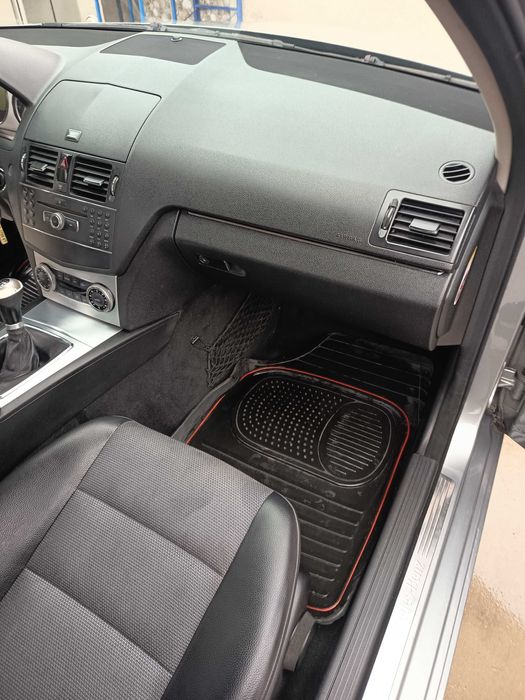 Мерцедес220 авангард