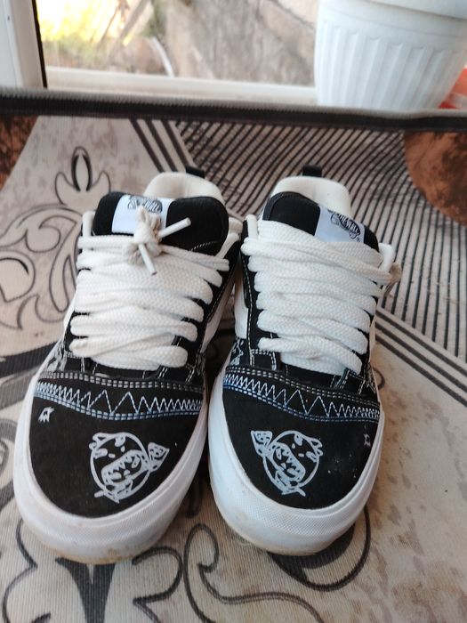 Vans Knu Skool X Hirono