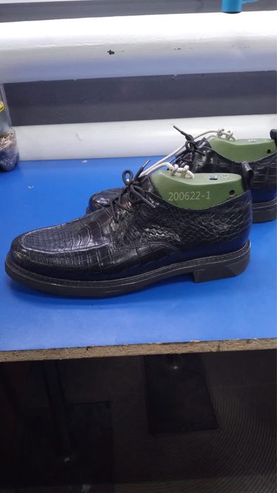 Крокодиловая элегатная обувь