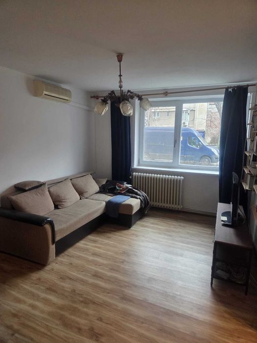 Apartament 3 camere -Parter-Rovine