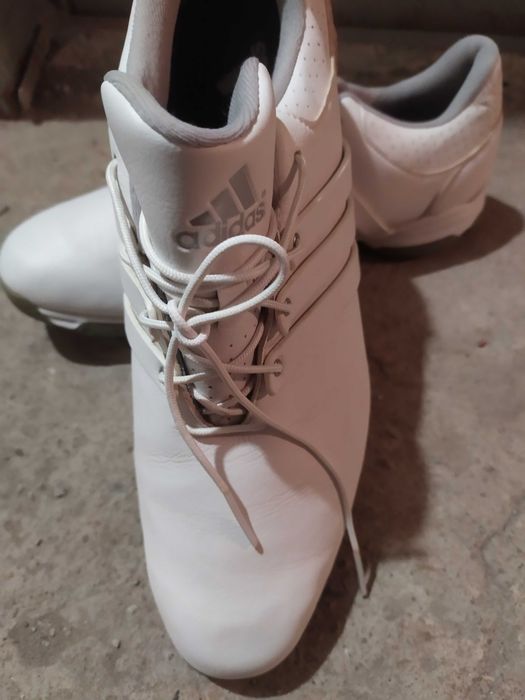 Продавам обувки за голф Adidas