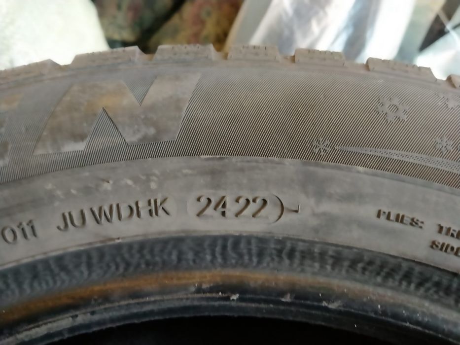 Продам автошины зимние