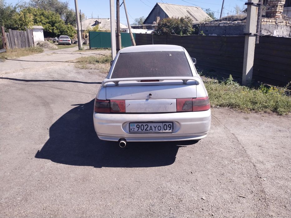 Продаю авто ваз 2110