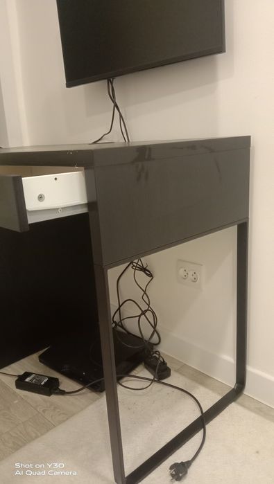 Продам стол в хорошем состоянии