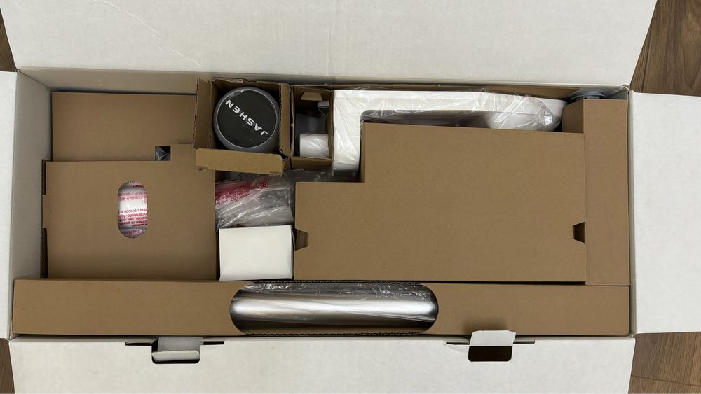 Вертикална Прахосмукачка JASHEN S16E, 350 W мотор, 25,2V, НЕ РАБОТИ!