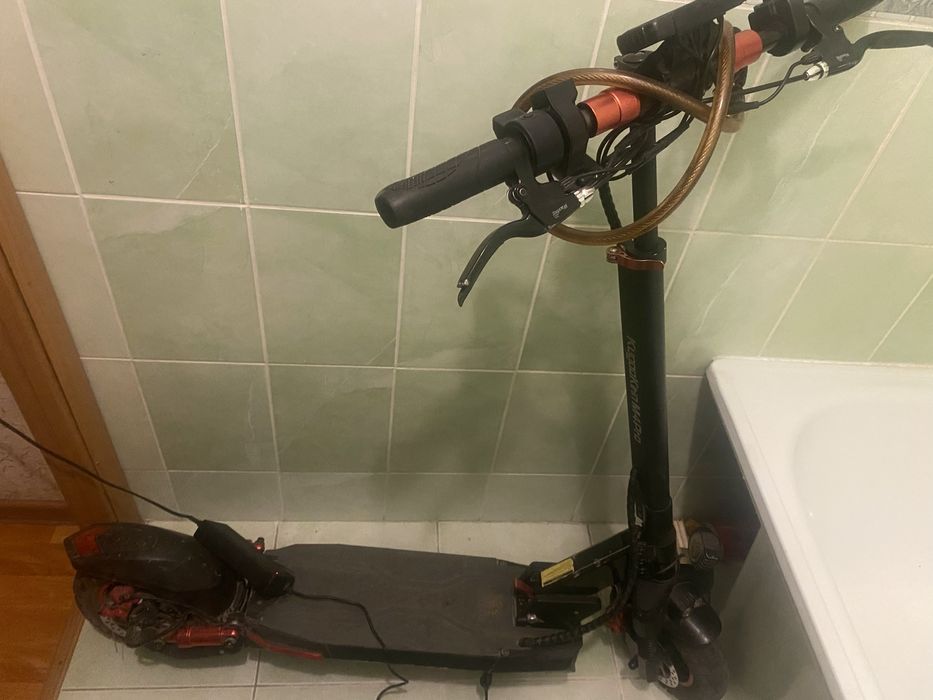 Продам электро самокат