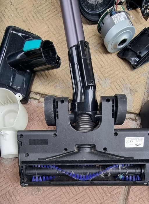 Резервни части за прахосмукачката Eta