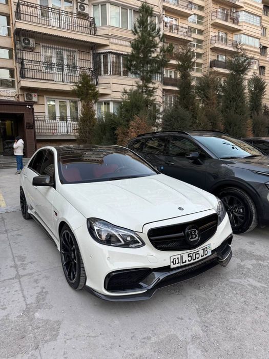 Mersedes w212 6.3 amg