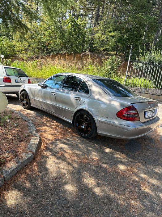 Джанти за мерцедес 18ки с 3 гуми