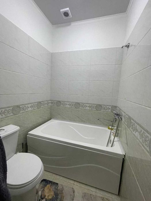 Продаётся 2 этаж дом Яшнабадский район  1,2 сотки 4 комнаты въезд есть