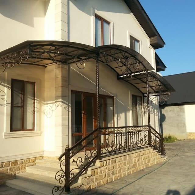 Решетки, перила, ограждения, навесы.