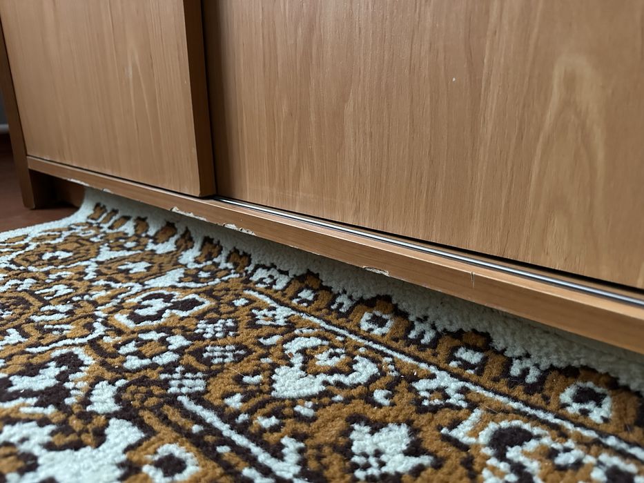 СРОЧНО продам тумбу уголок для ТВ или в магазин