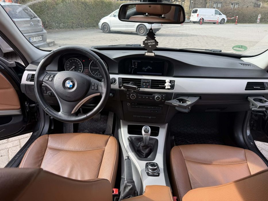 BMW 320d Touring E91 LCI 2011 | 2.0 Diesel | Navi | Piele | PDC