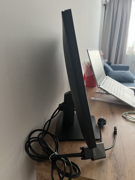 Продам монитор dell