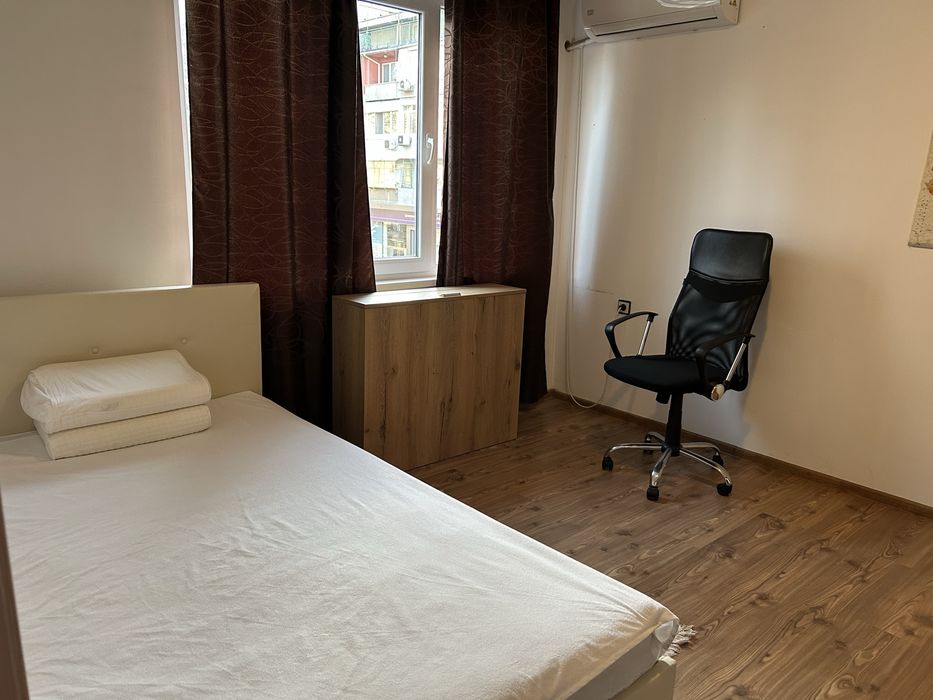 Дава се под наем Тристаен апартамент в Варна, Нептун - 110 кв.м за 765 € - Снимка #17