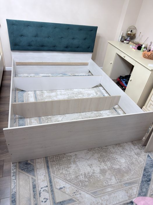 Продается кровать 160*200