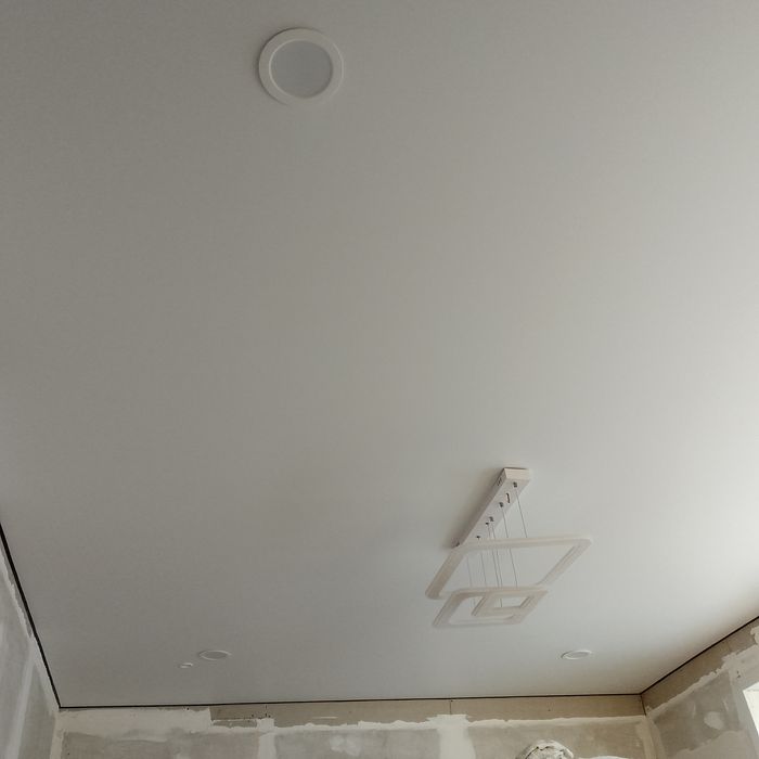 Натяжной потолок