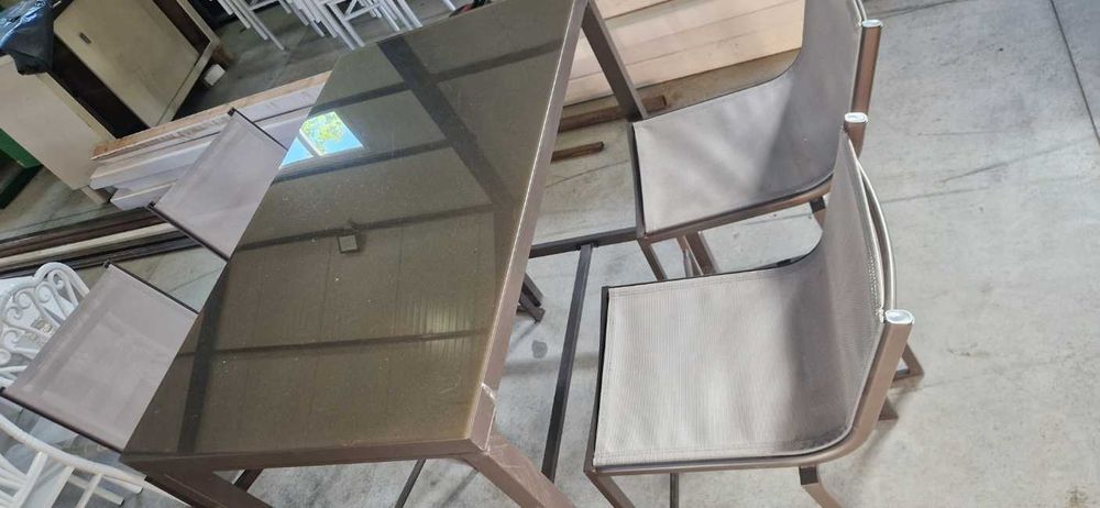 Set masă terasă din dur-aluminiu cu 4 scaune – stare foarte bună