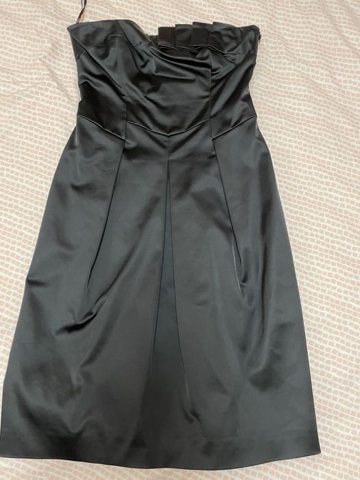 Елегантни рокли Луси