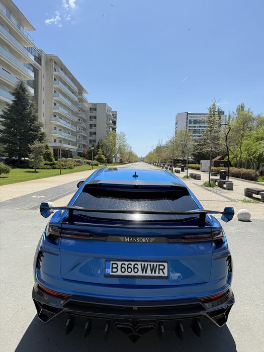 Lamborghini Urus Mansory