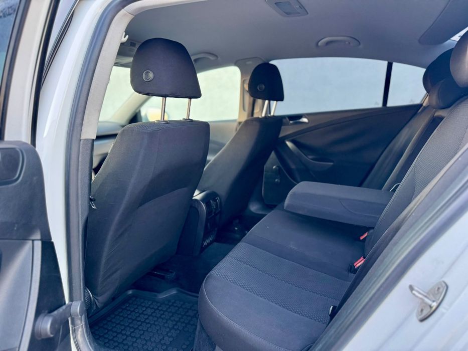 VW Passat B6 scaune piele  bixenon