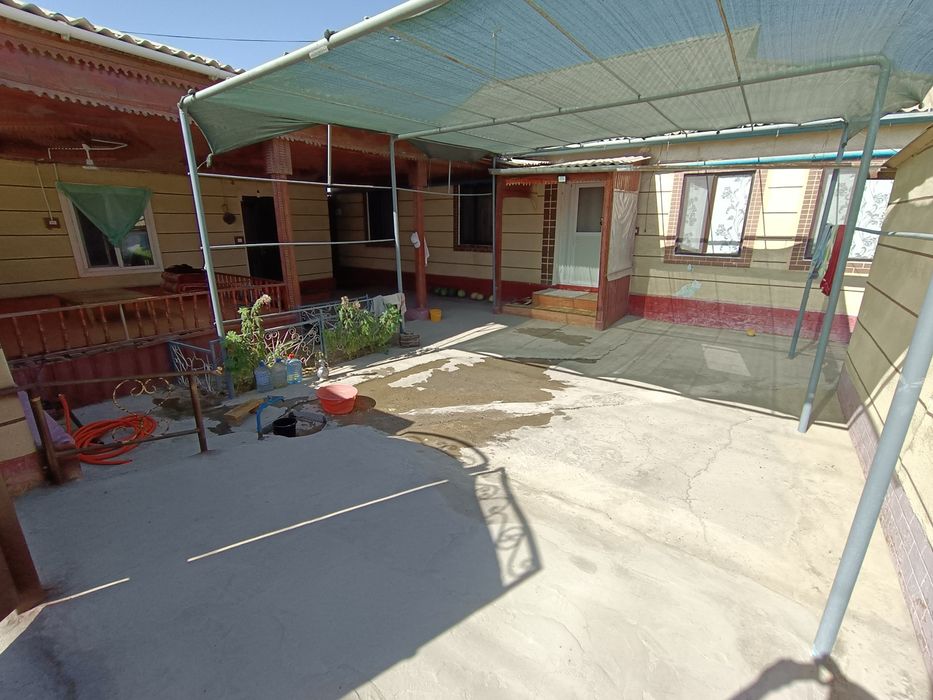 Үй сатылады. Срочна.