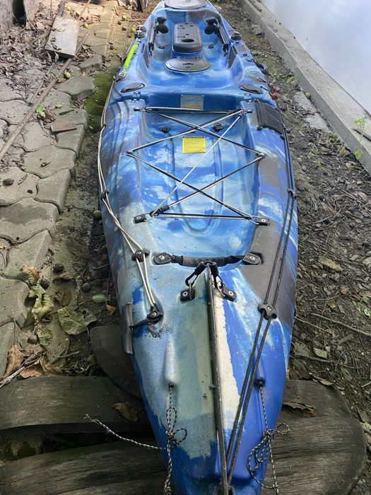 Caiac angler Galaxy Kayak sit on top rigid 1loc