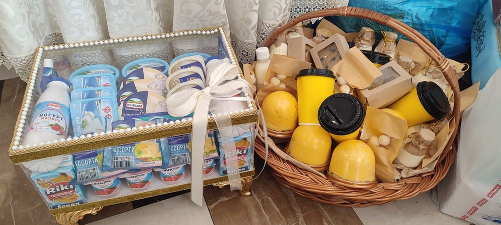 Тамада, тойларды жүргізу