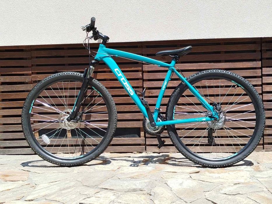 Детски велосипед 20 инча и велосипед CROSS 29