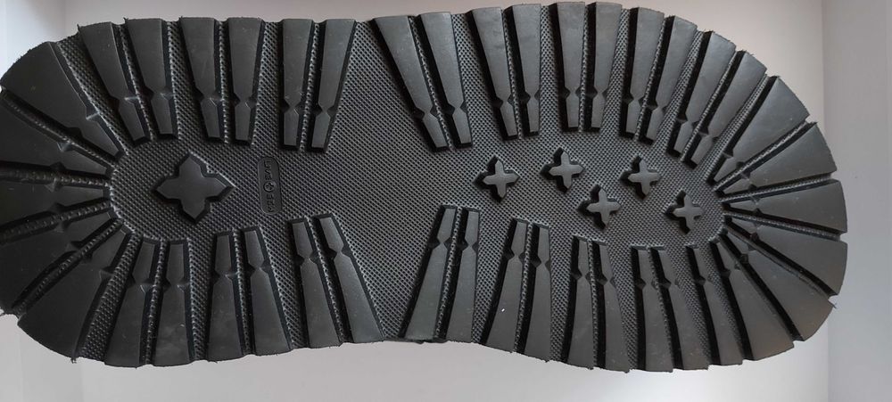 SANDALE BOGNER ORIGINALE made in italy. numar 41.