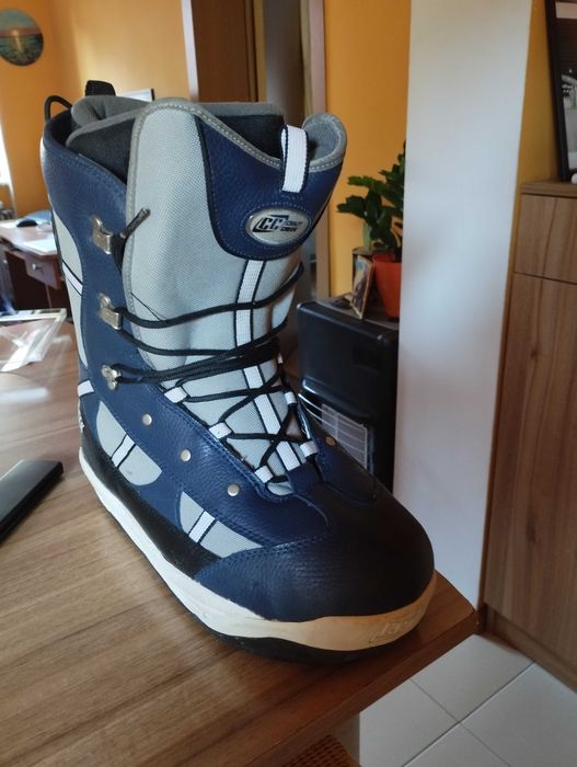 Обувки за сноуборд
