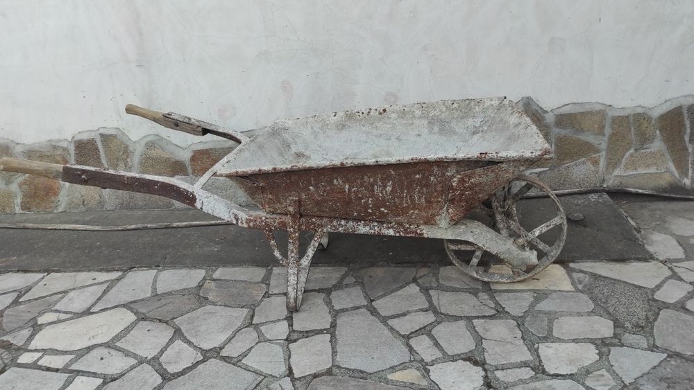 Ръчна количка за строителни работи