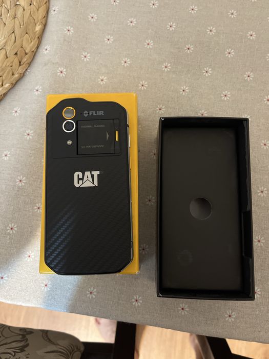 Телефон с тепловизором CATS60