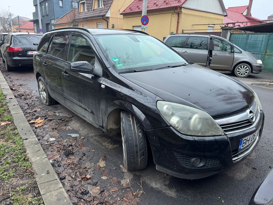 Opel Astra 1.6               .
