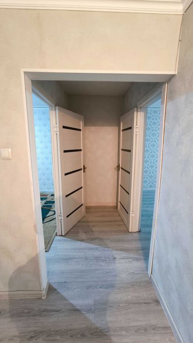 Продаётся 2-комнатная квартира 103-серии в 16 мкр. Этаж: 4 из 5.