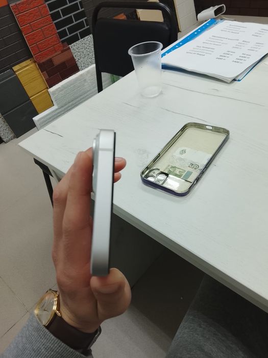 Продам Iphone 14 plus