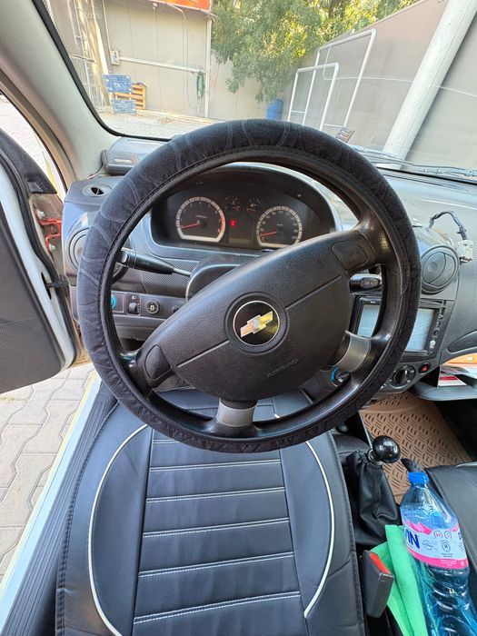 Chevrolet aveo 2011