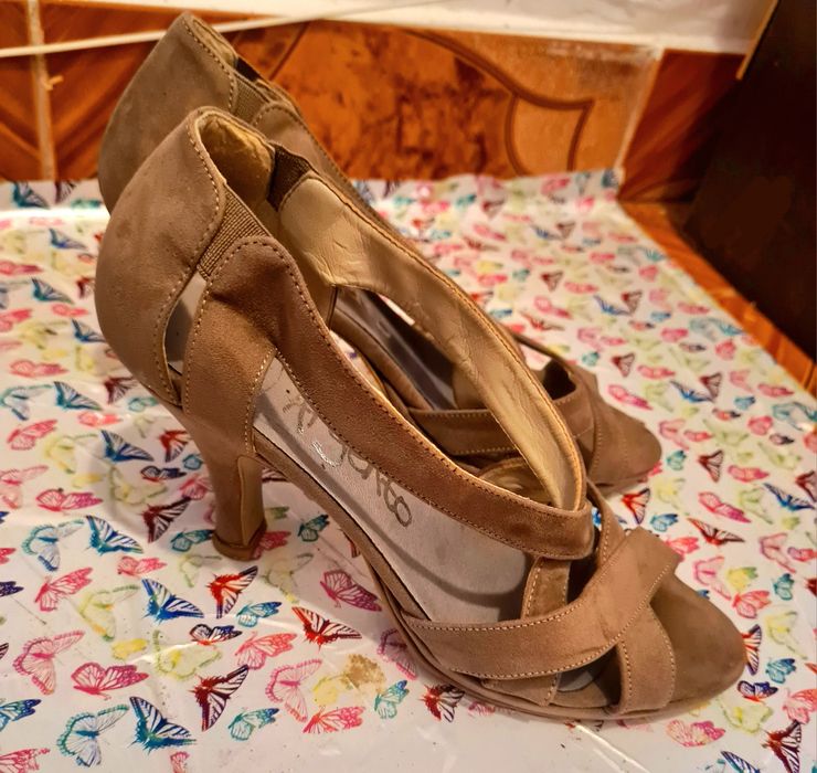 Vand lot 5 perechi încălțăminte