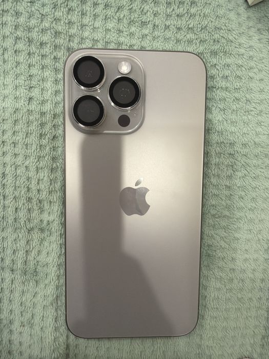 Продам iPhone 15 Pro Max 512 GB • Titanium