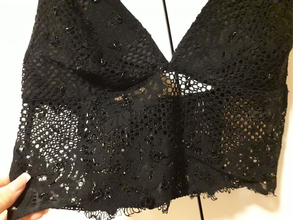 Тениски и топово Зара