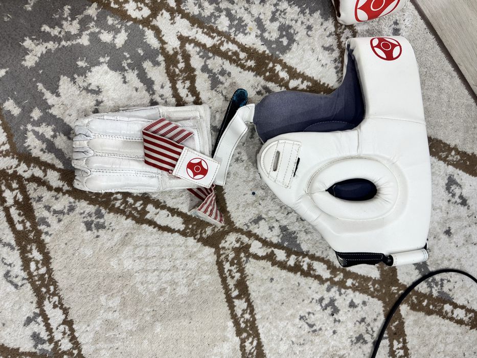 Продам обмунидрование на борьбу