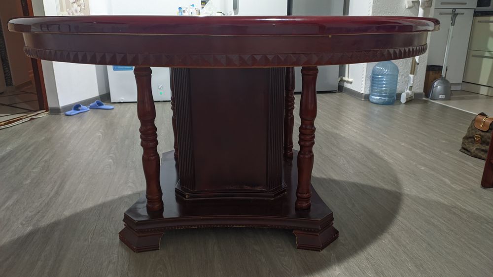 Круглый стол 150