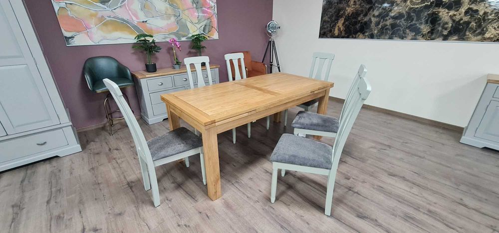 ПРОМОЦИЯ! Нова дървена разтегателна трапезна маса от дъб с шест стола