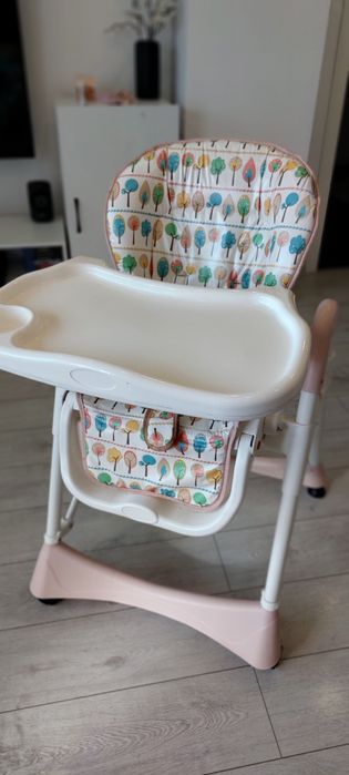 Бебешки стол за хранене