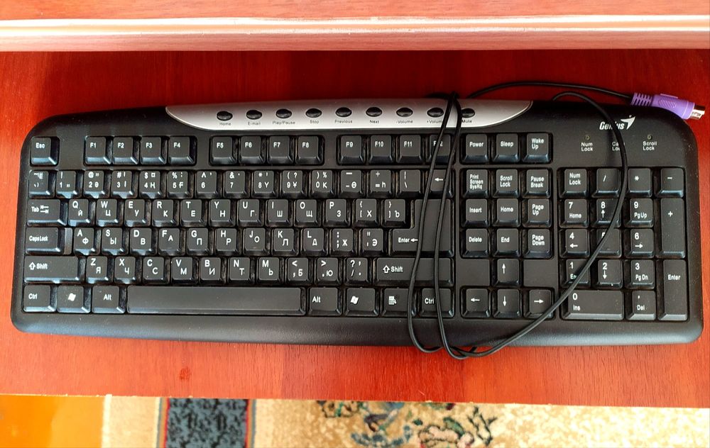 Продаётся LG flatron computer