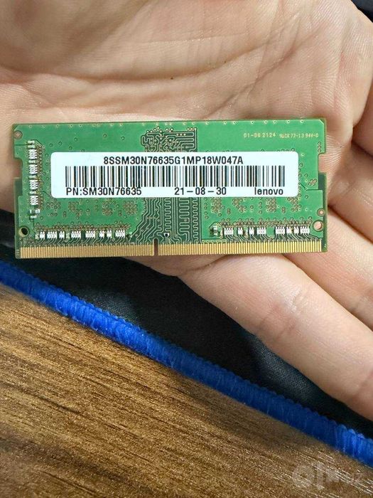 Срочно продам ОЗУ 4гб DDR4 3200 Mhz SODIMM от SAMSUNG