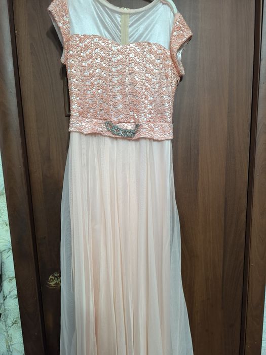 Вечерние платья,б/у не дорого