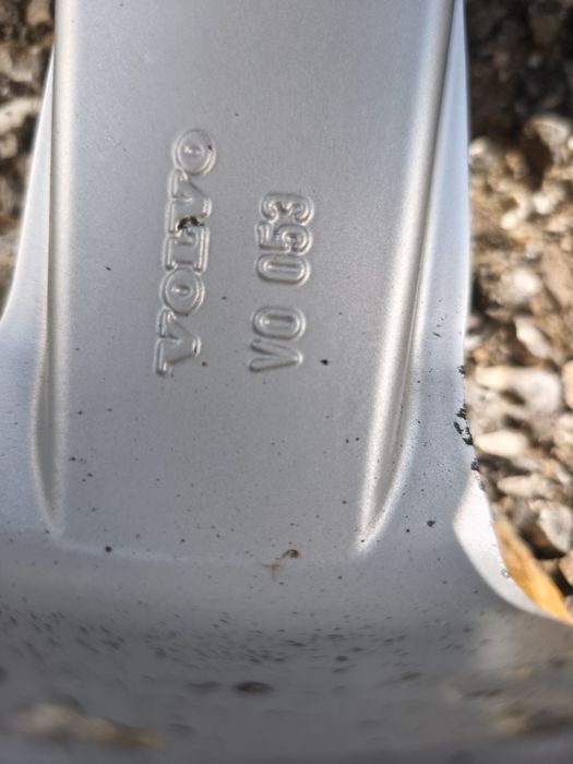 Продавам оригинални джанти за Волво XC60 18цола